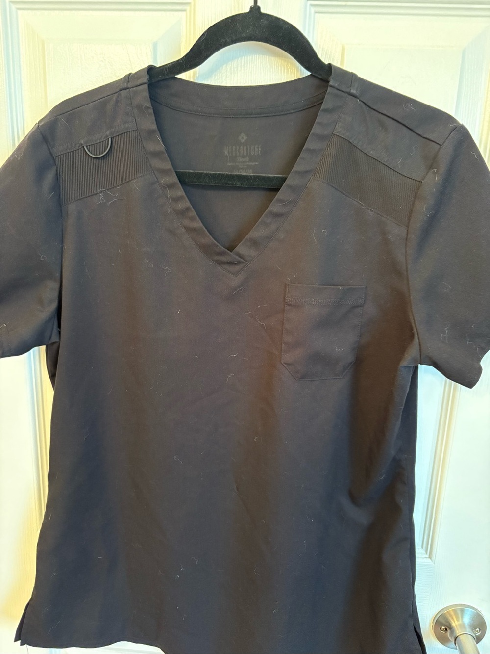 Med Couture Black V-Neck Short Sleeve Scrub Top Touch